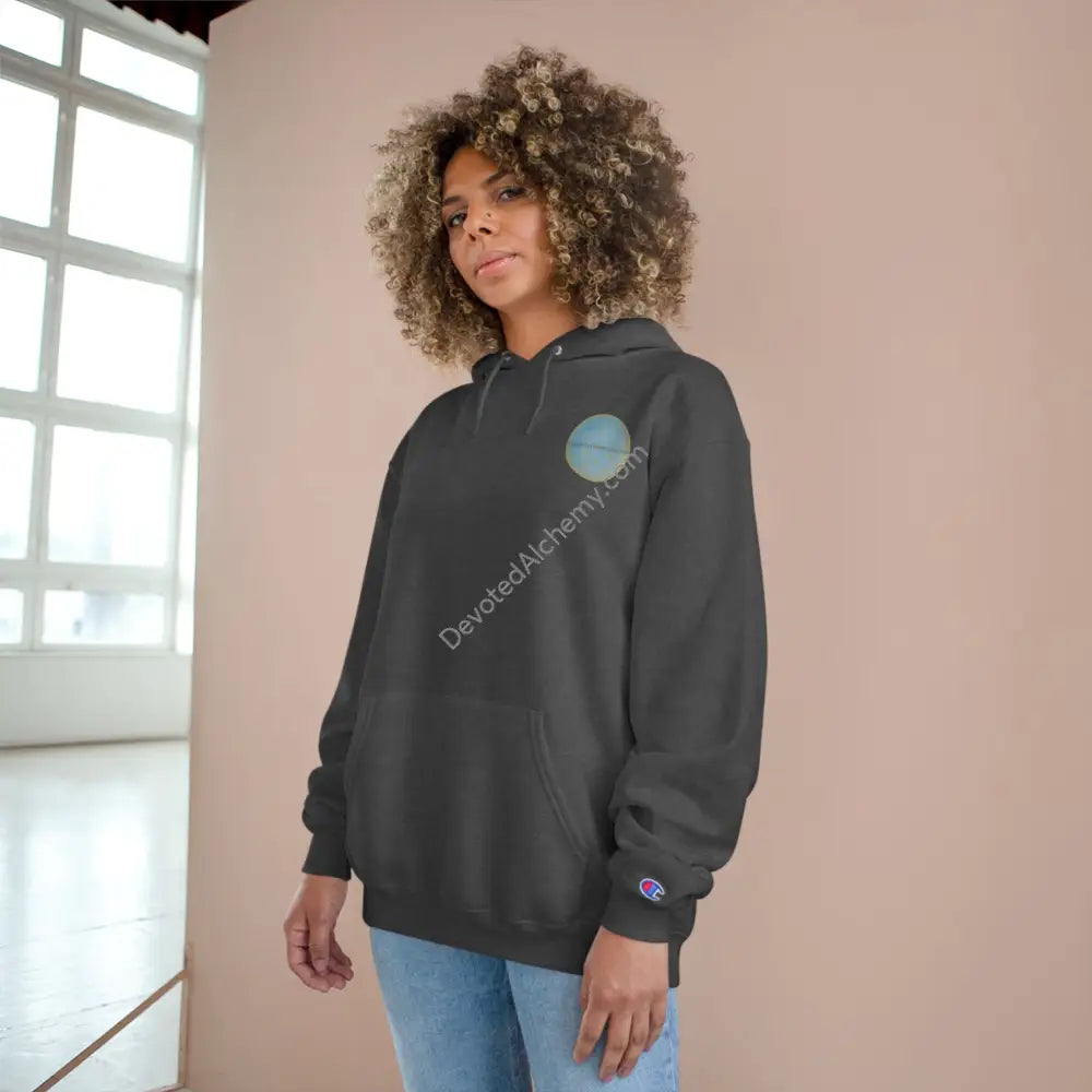 Champion Hoodie With Geometric Design - Perfect For Casual Wear & Gifts