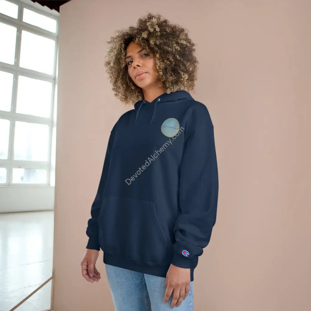 Champion Hoodie With Geometric Design - Perfect For Casual Wear & Gifts